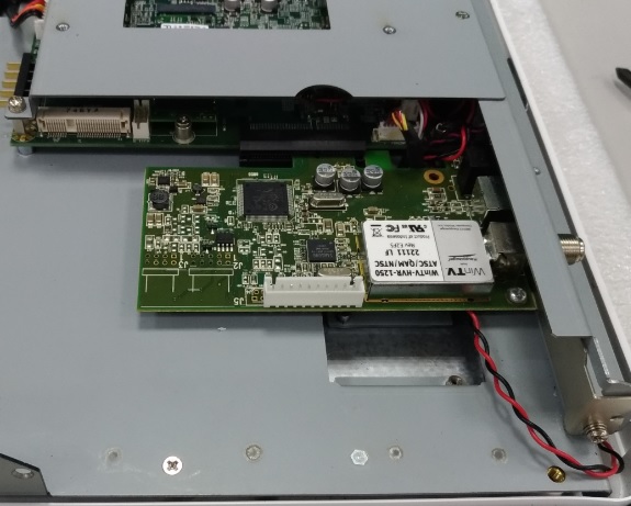proimages/FAQ/How_to_remove_rear_cover_and_install_PCI-E_card-WMP-22G/How_to_remove_rear_cover_and_install_PCI-E_card_For_WMP-22G(install_card).jpg