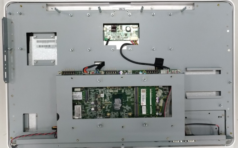 proimages/FAQ/How_to_remove_rear_cover_and_install_PCI-E_card-WMP-22G/How_to_remove_rear_cover_and_install_PCI-E_card_For_WMP-22G(remove_back_cover).jpg